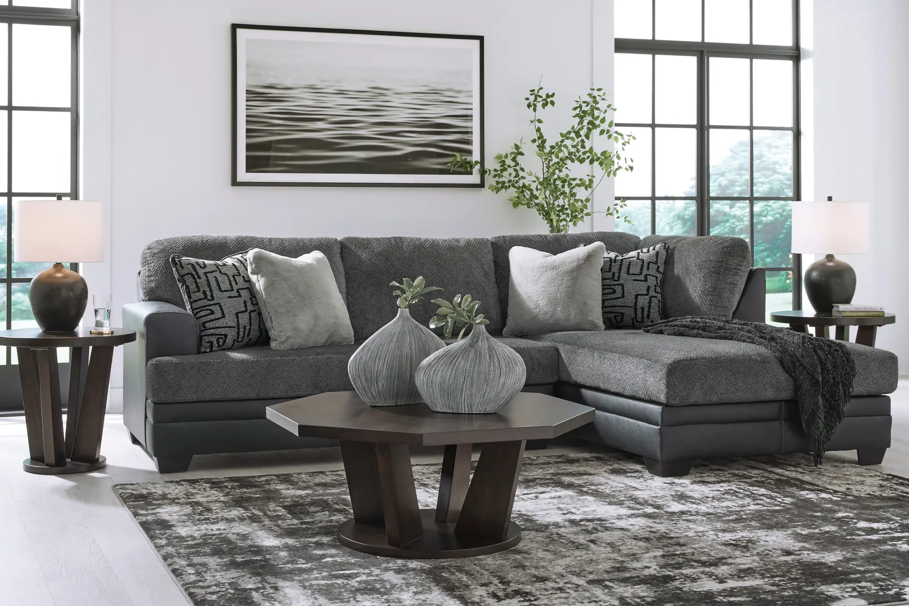 Best American Furniture Galleries Brixley Pier 2-Piece Sectional With Chaise