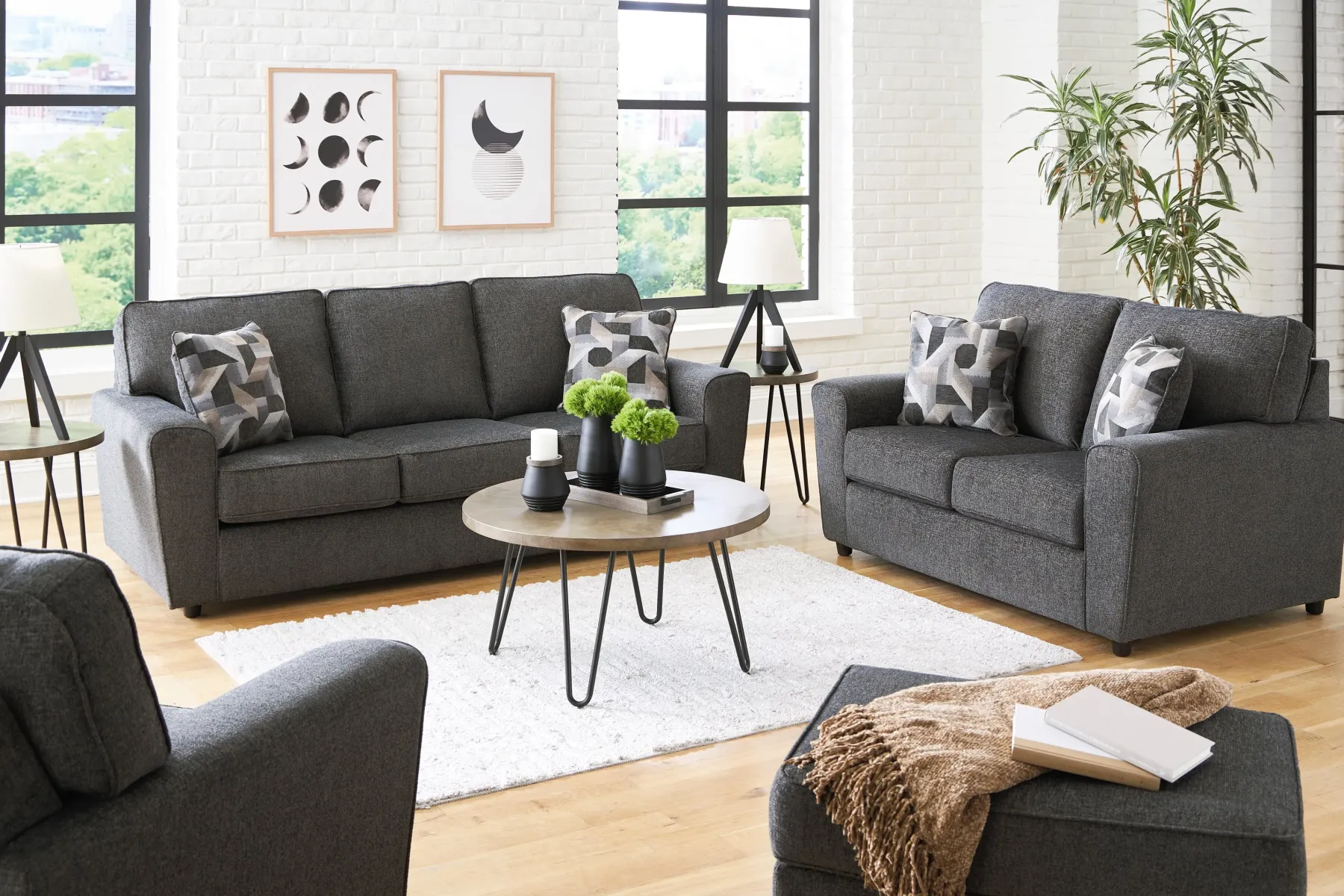 Discount American Furniture Galleries Cascilla Chair