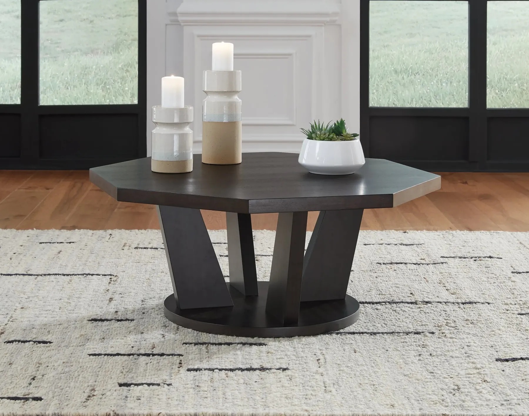 Best American Furniture Galleries Chasinfield Octagon Cocktail Table