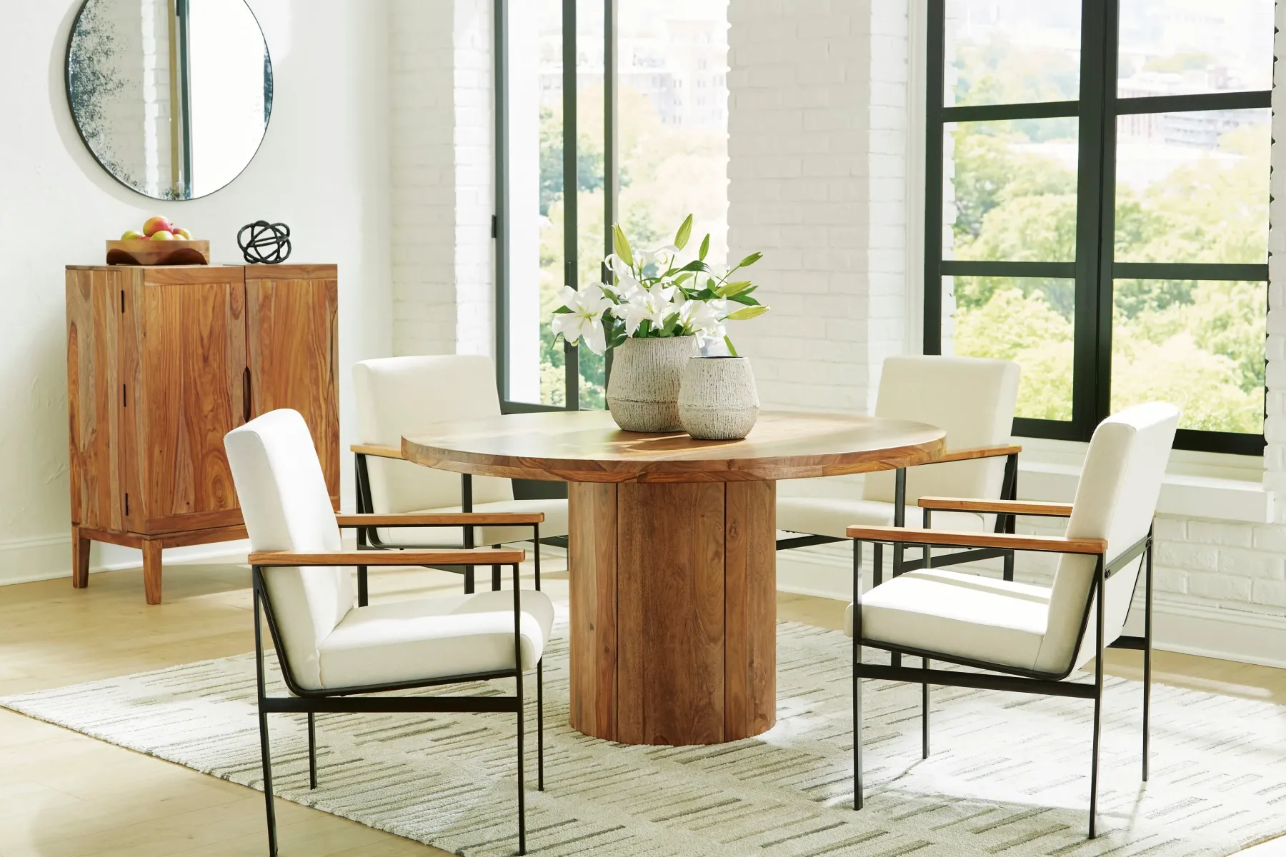 New American Furniture Galleries Dressonni 5-Piece Dining Set