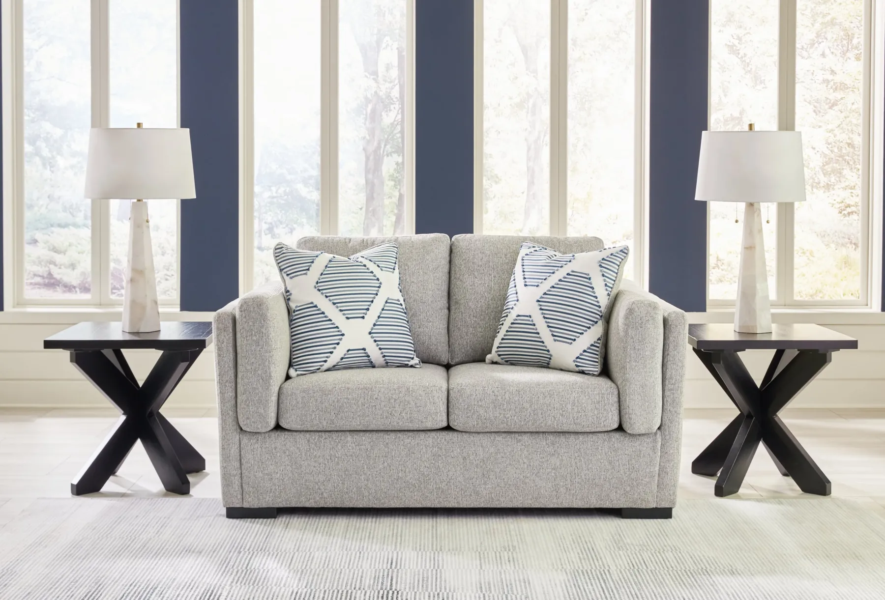 Online American Furniture Galleries Evansley Loveseat