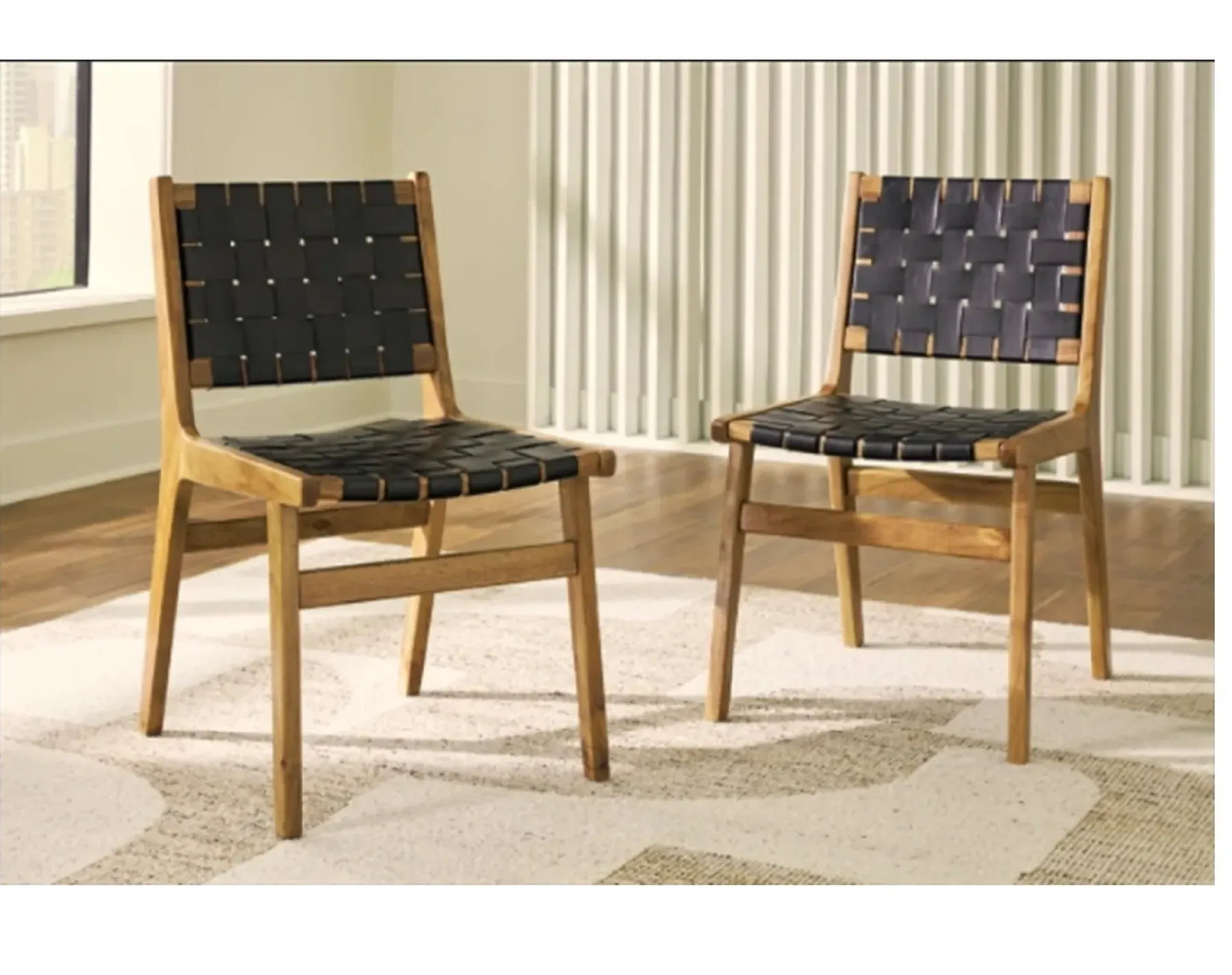Best American Furniture Galleries Fortmaine 5-Piece Dining Set