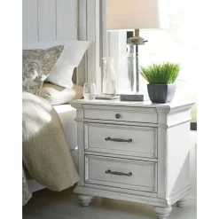 Clearance American Furniture Galleries Kanwyn 3-Drawer Nightstand
