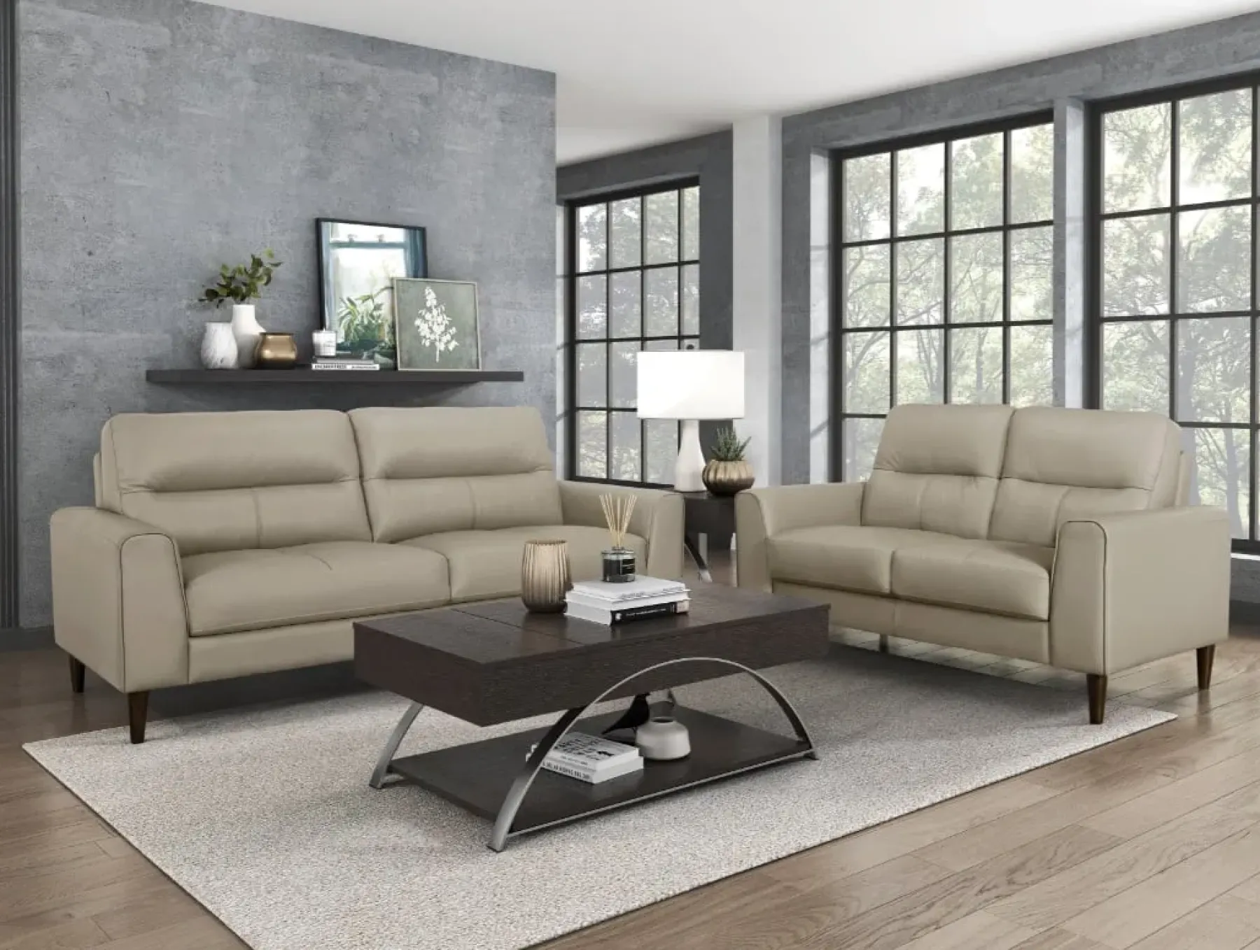 Clearance American Furniture Galleries Lewes Leather Sofa