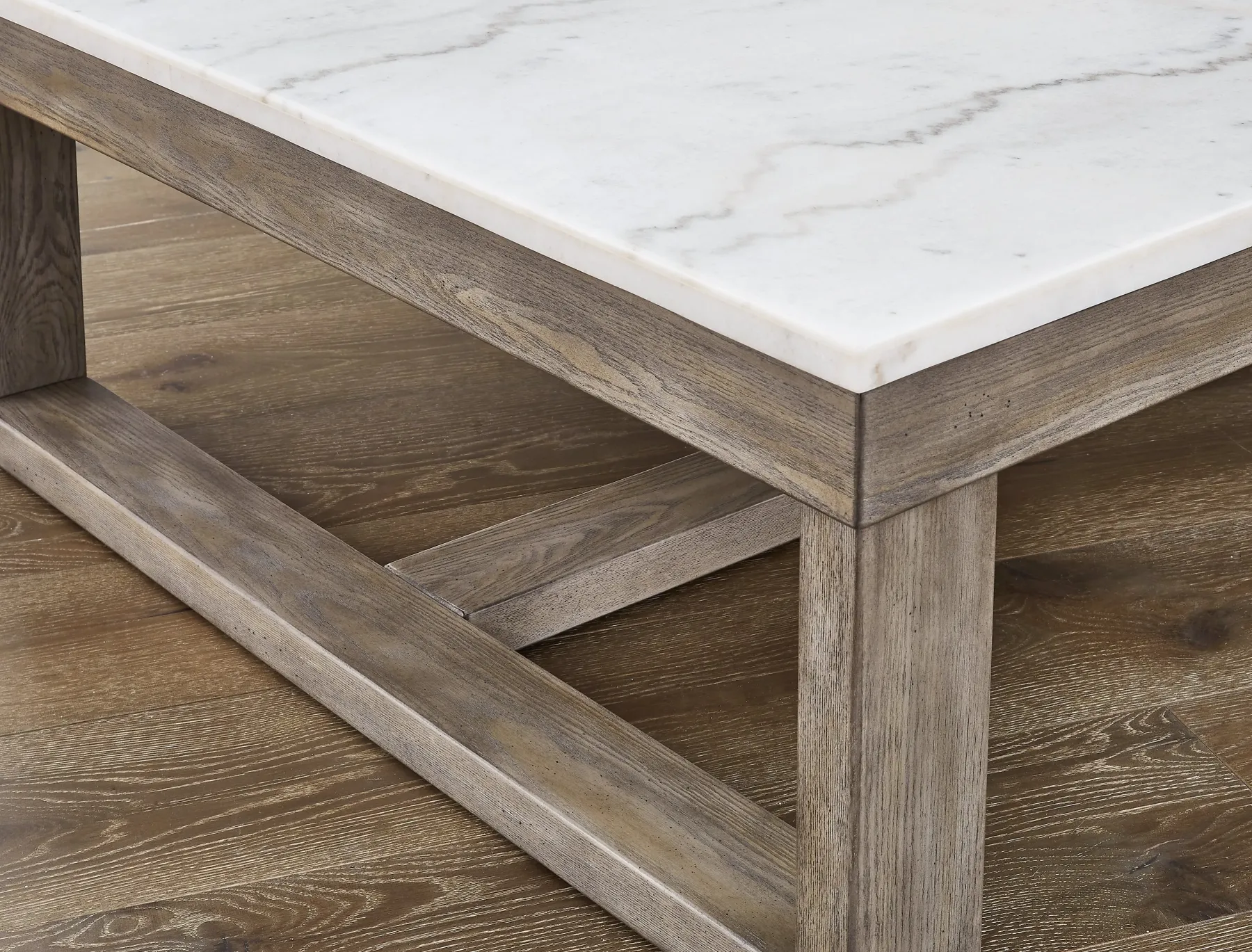 Online American Furniture Galleries Loyaska Rectangular Cocktail Table