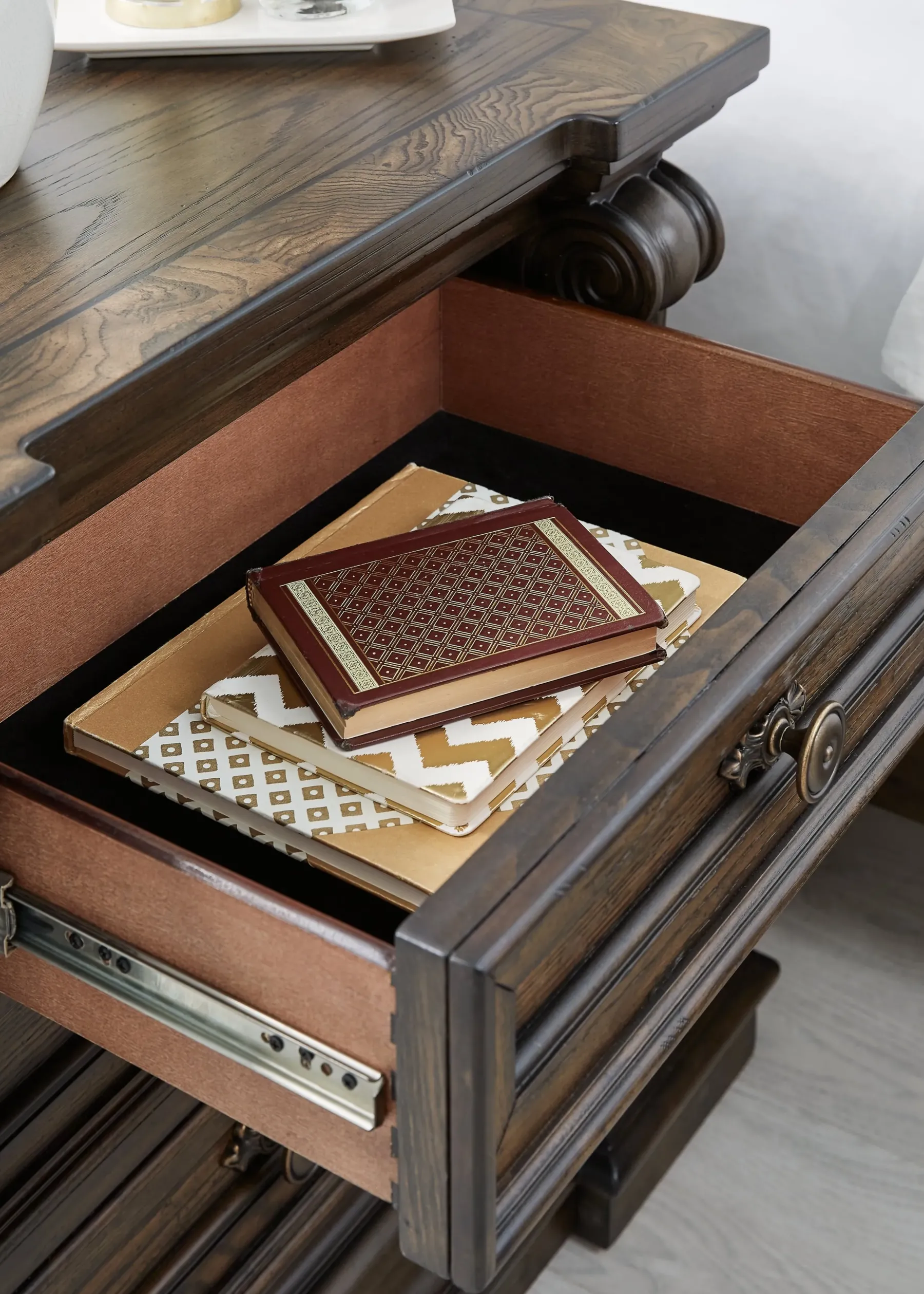 Discount American Furniture Galleries Maylee 3-Drawer Nightstand