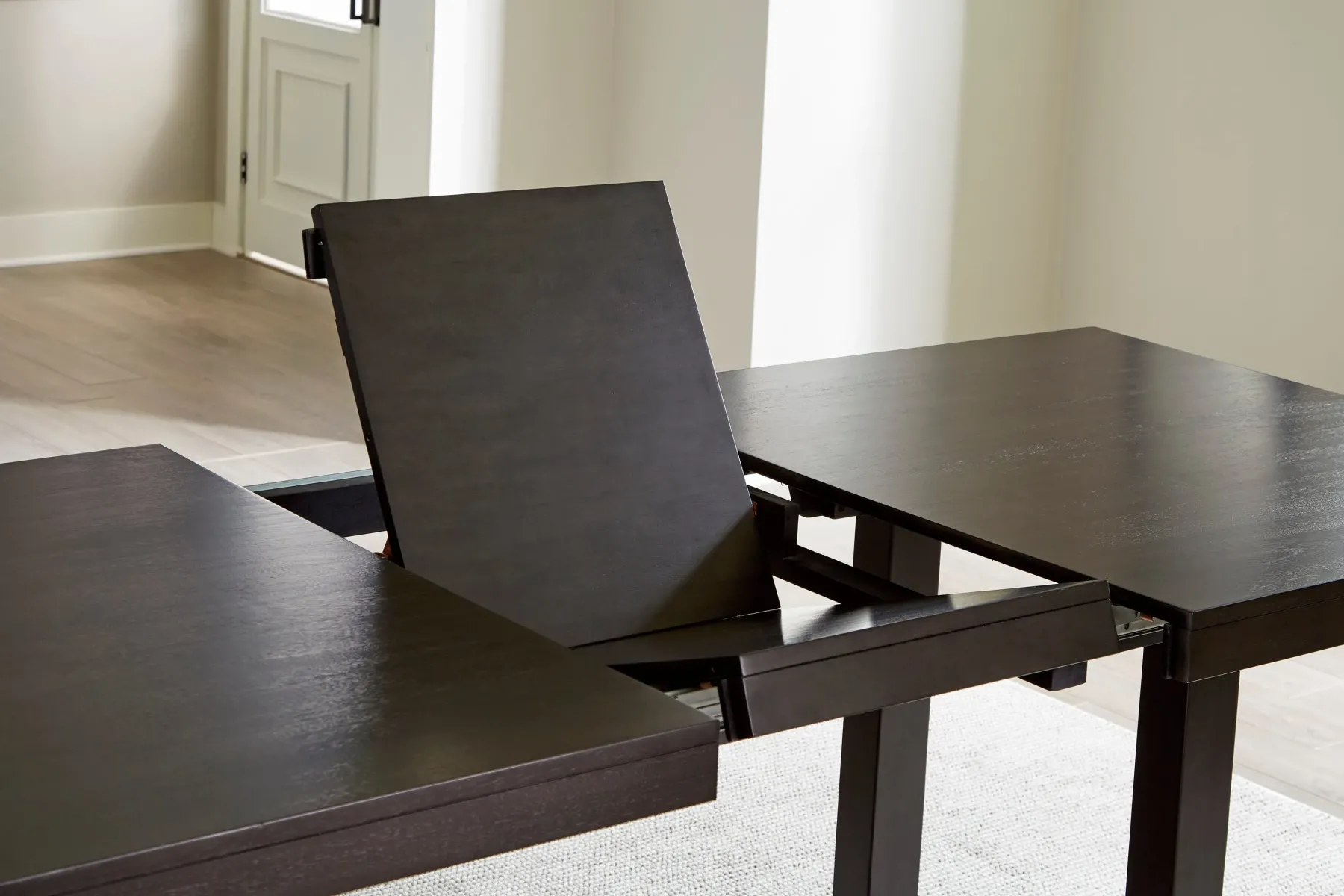 Best American Furniture Galleries Neymorton Dining Set