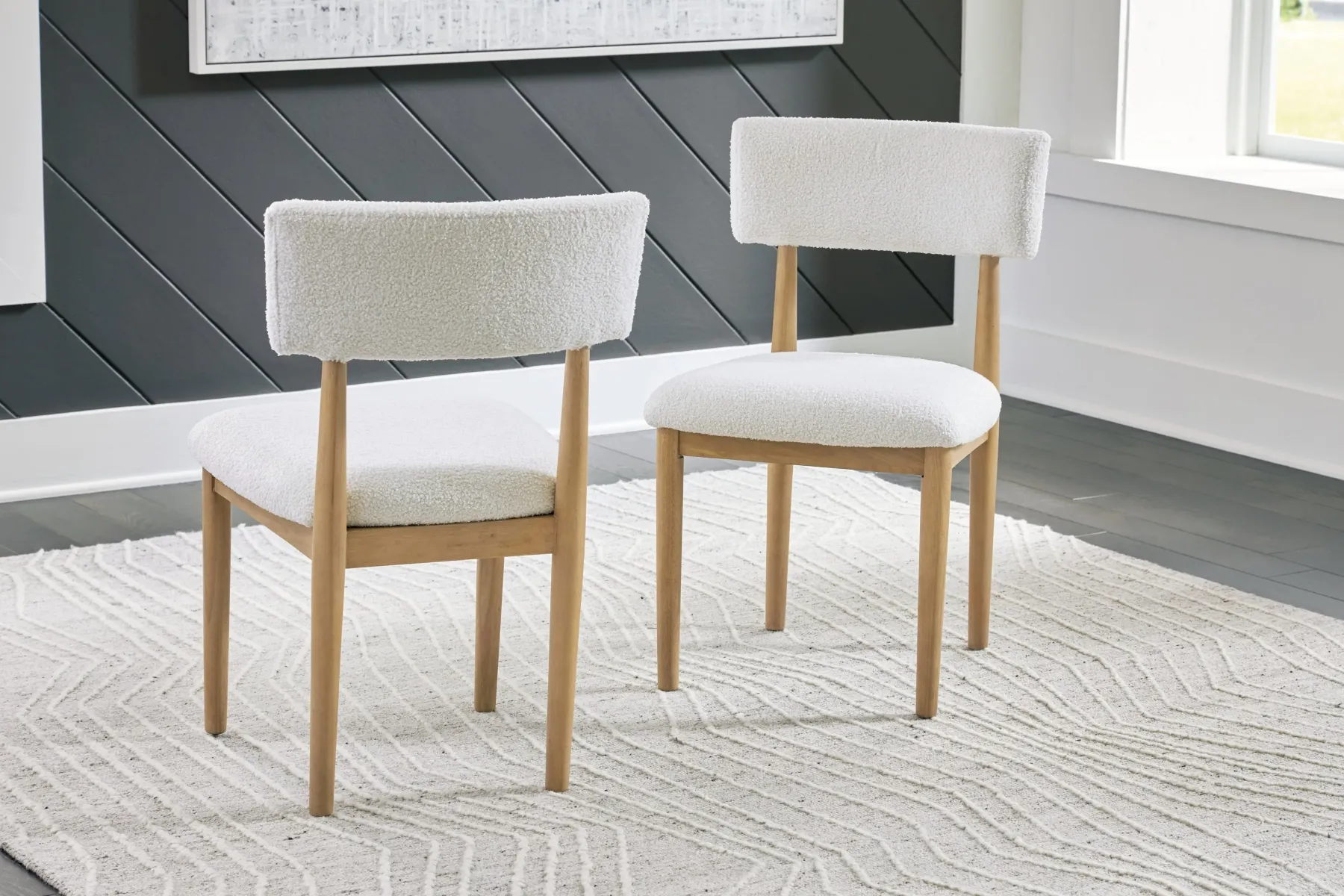 Discount American Furniture Galleries Sawdyn Dining Chair