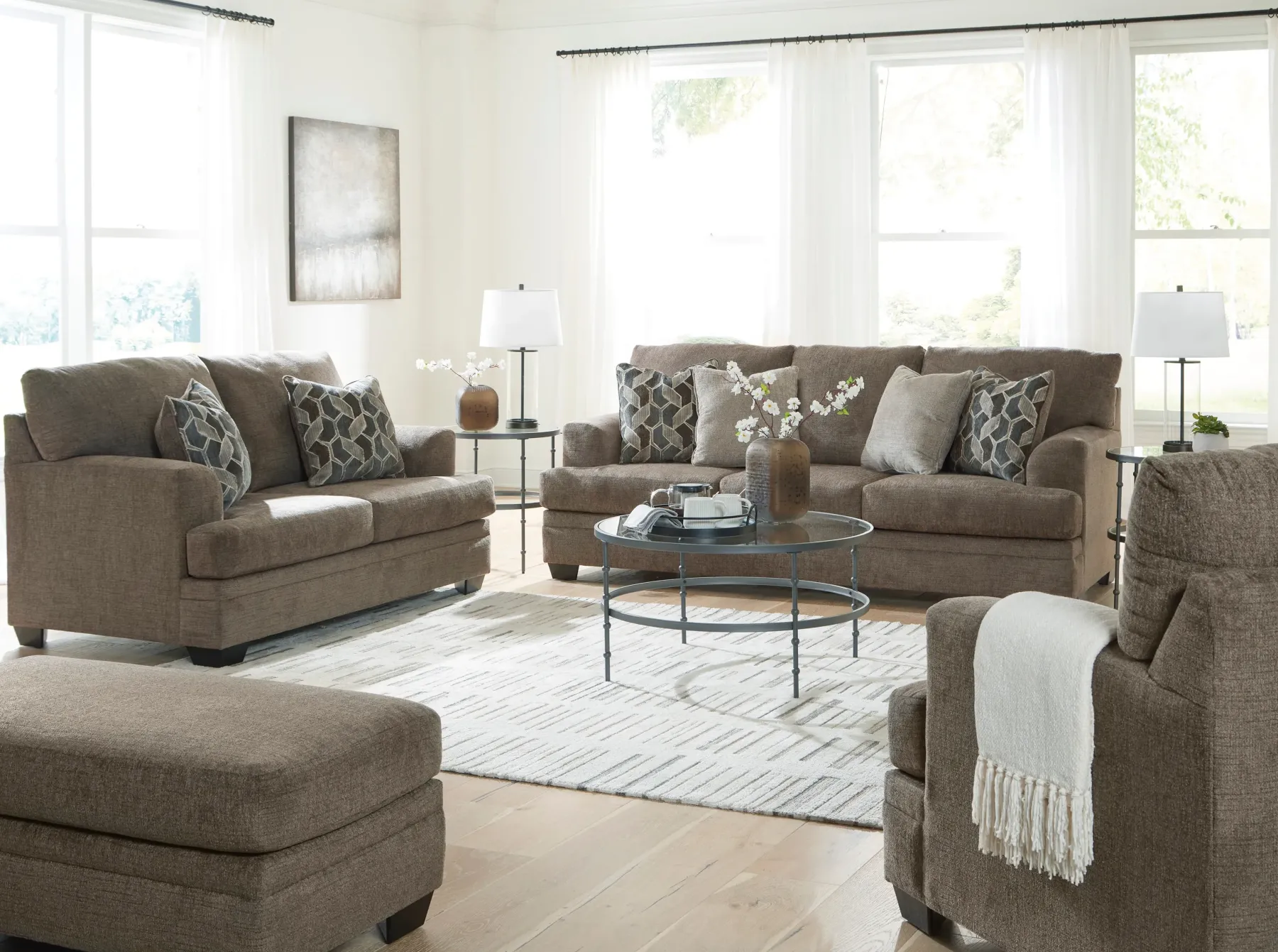 Best American Furniture Galleries Stonemeade Oversized Chair