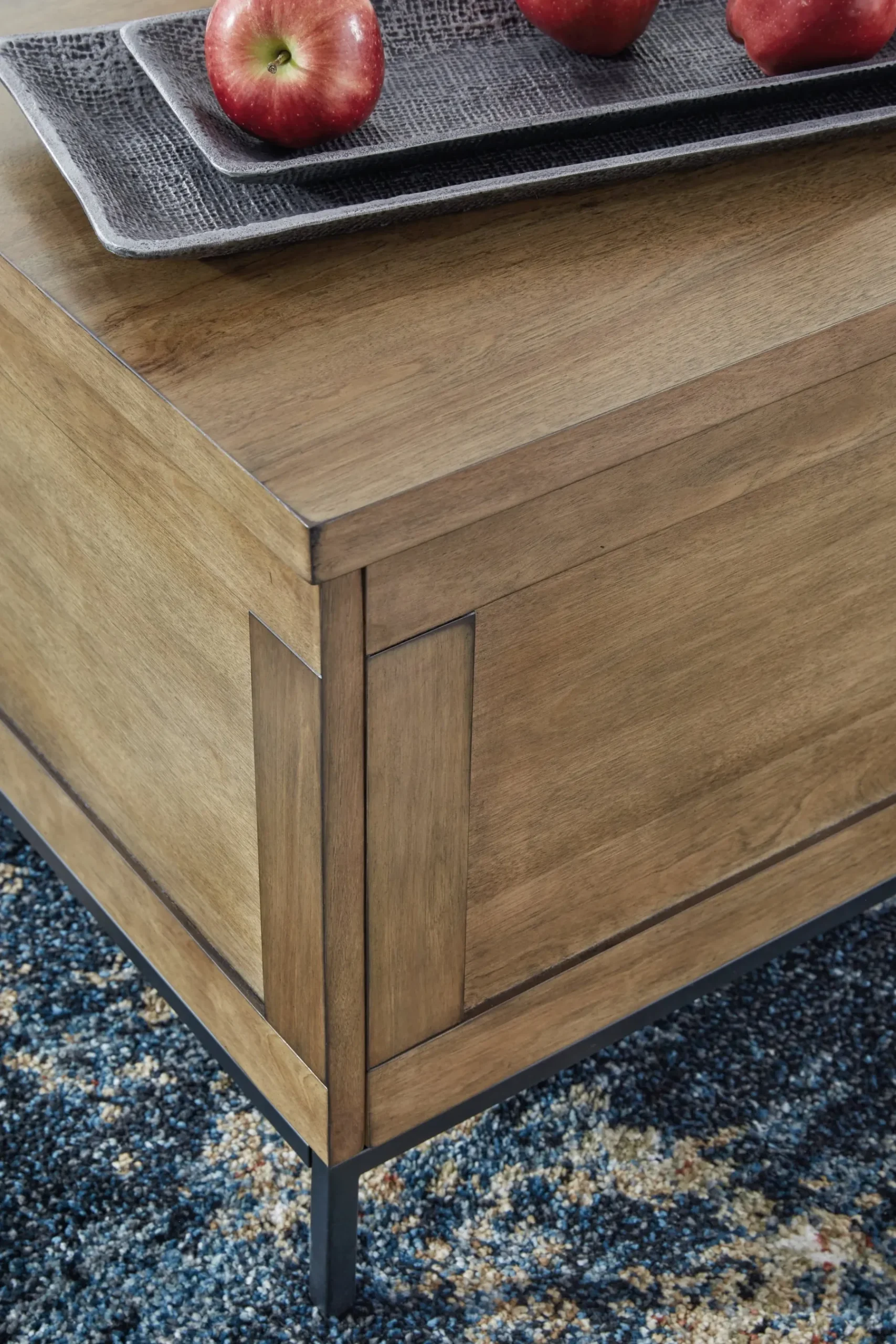 Clearance American Furniture Galleries Torlanta Lift-Top Coffee Table
