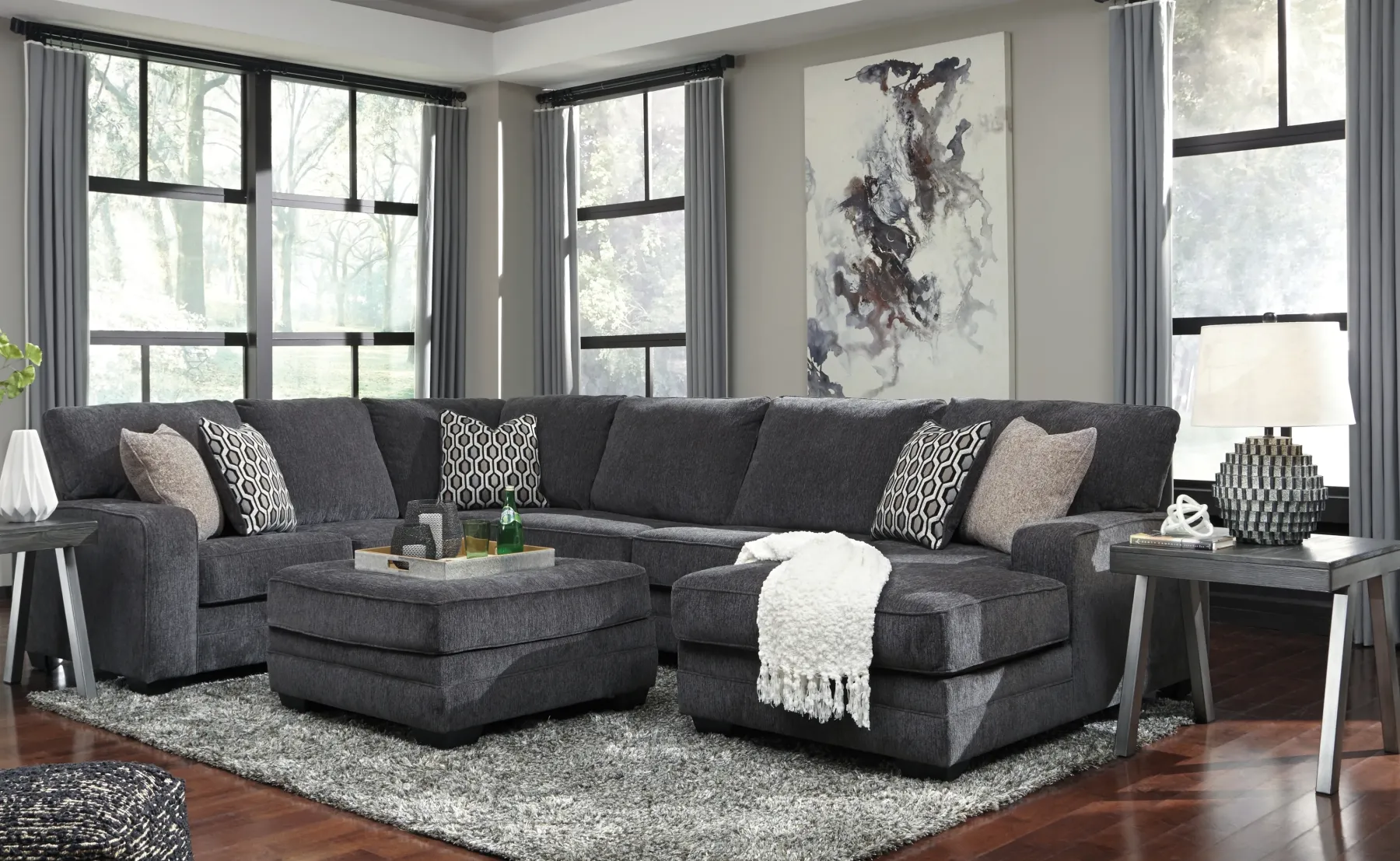 Outlet American Furniture Galleries Tracling Sectional With Chaise