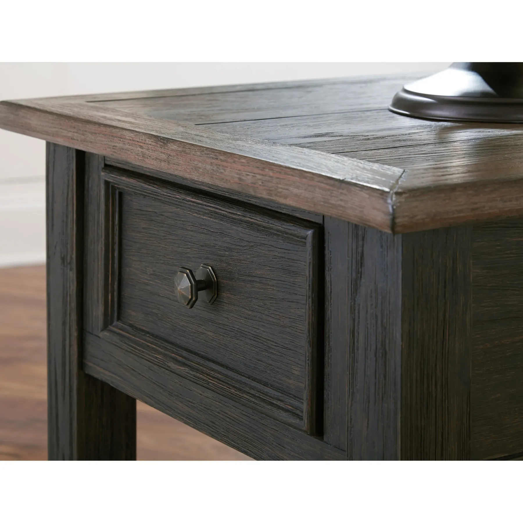 Hot American Furniture Galleries Tyler Creek Rectangular End Table
