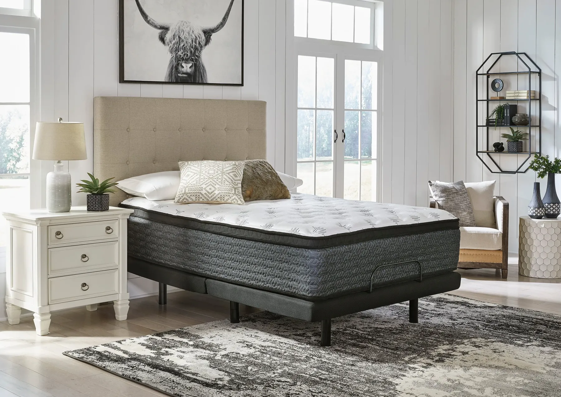 Outlet American Furniture Galleries Ultra Luxury ET with Memory Foam Queen Plush Mattress