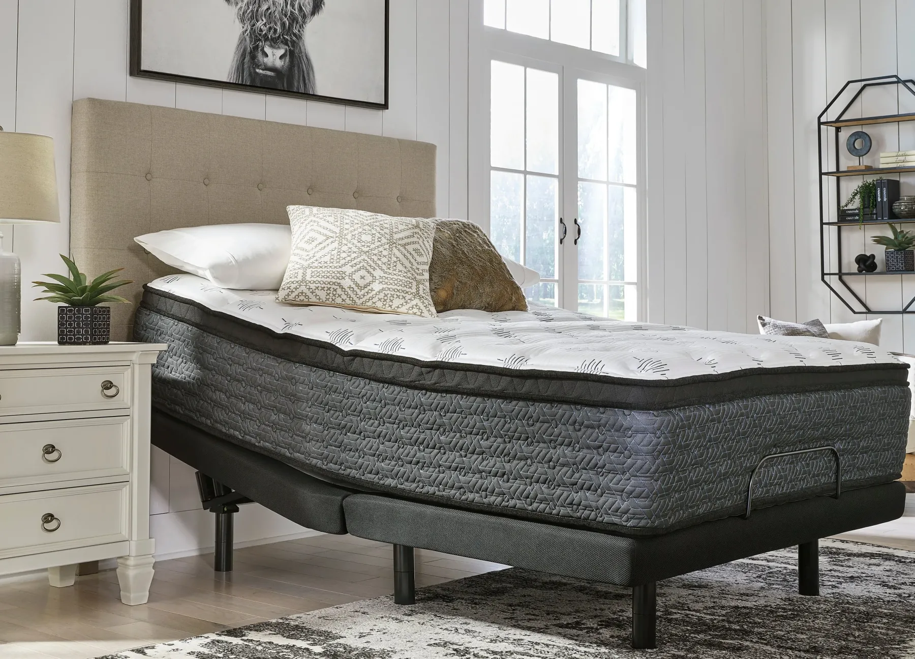 Outlet American Furniture Galleries Ultra Luxury ET with Memory Foam Queen Plush Mattress