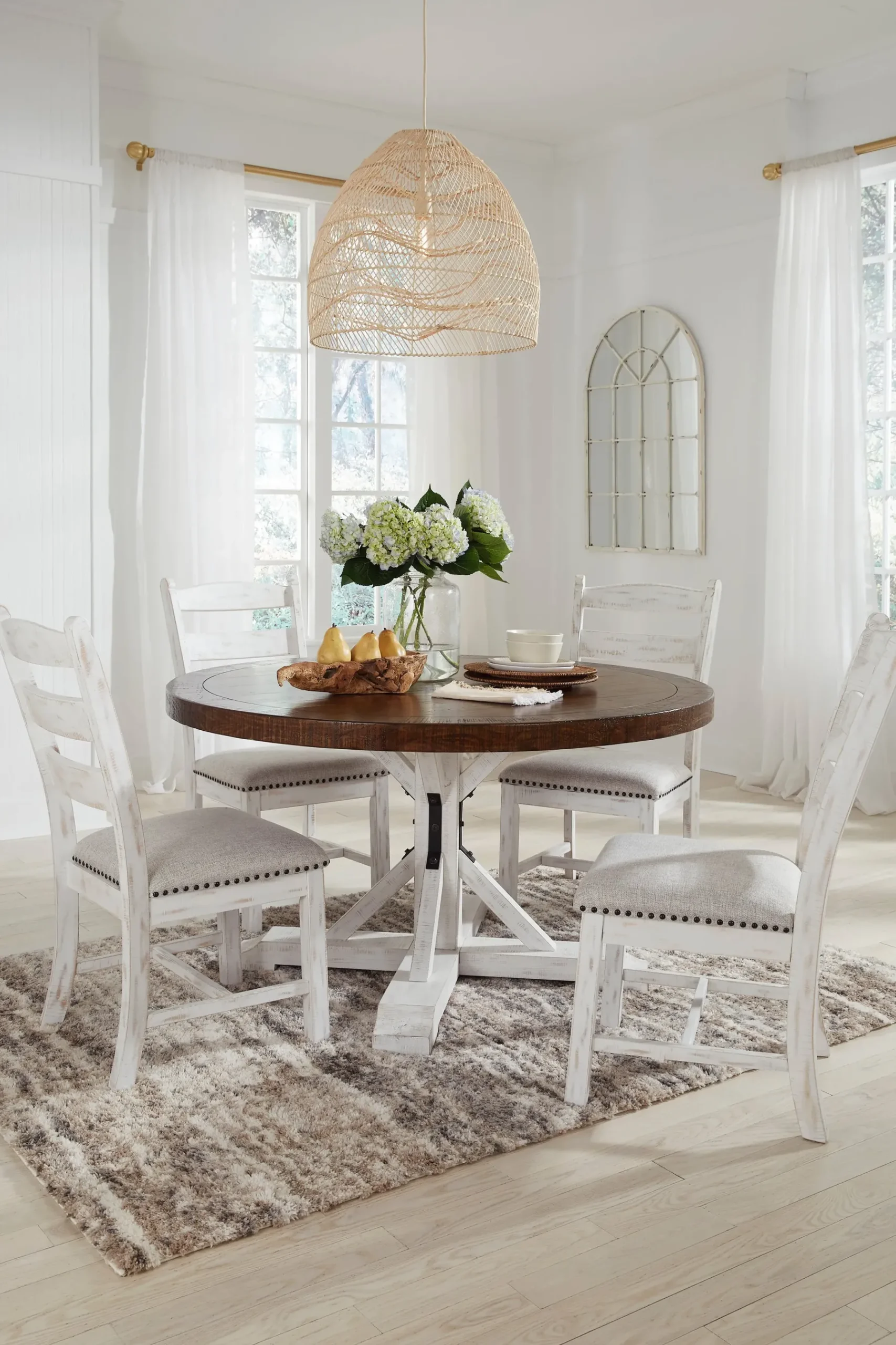 Online American Furniture Galleries Valebeck 5-Piece Dining Set