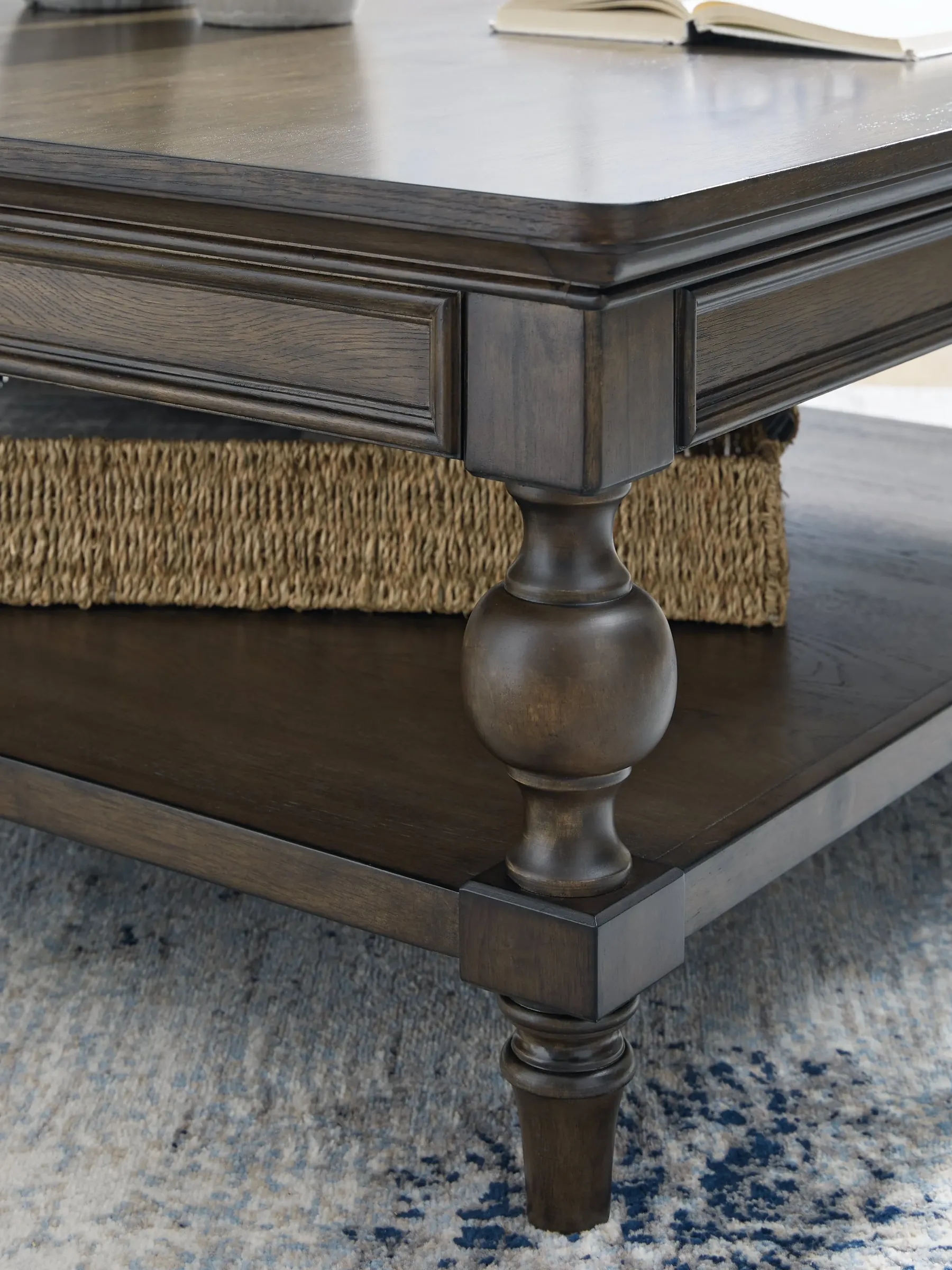 Sale American Furniture Galleries Veramond Square Coffee Table