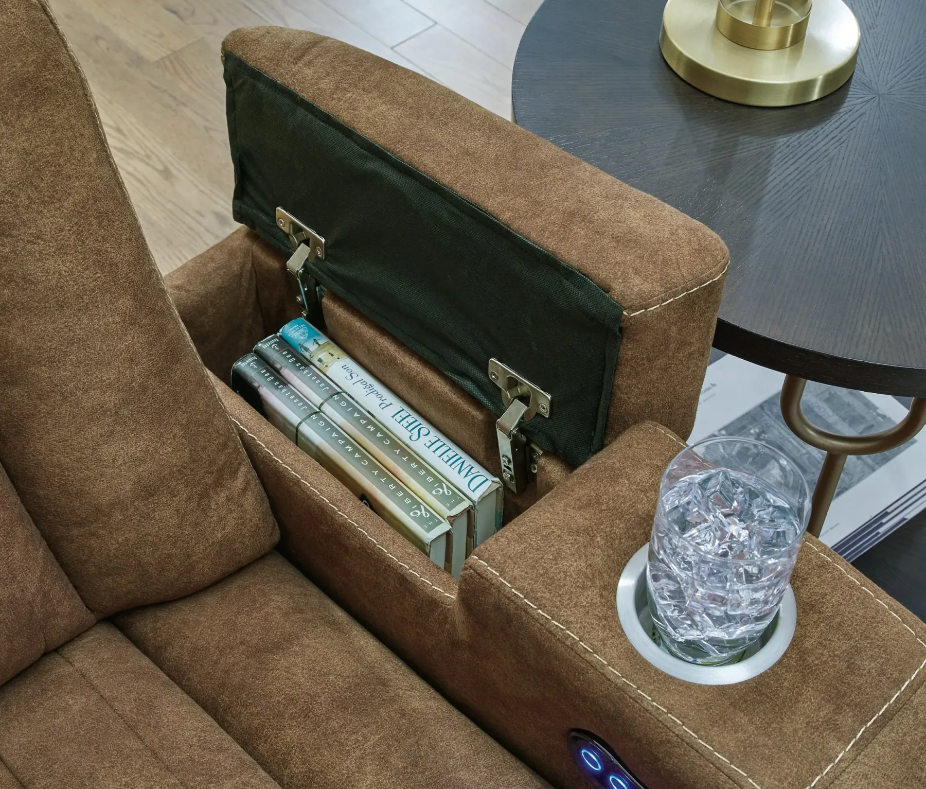 Outlet American Furniture Galleries Wolfridge Sofa