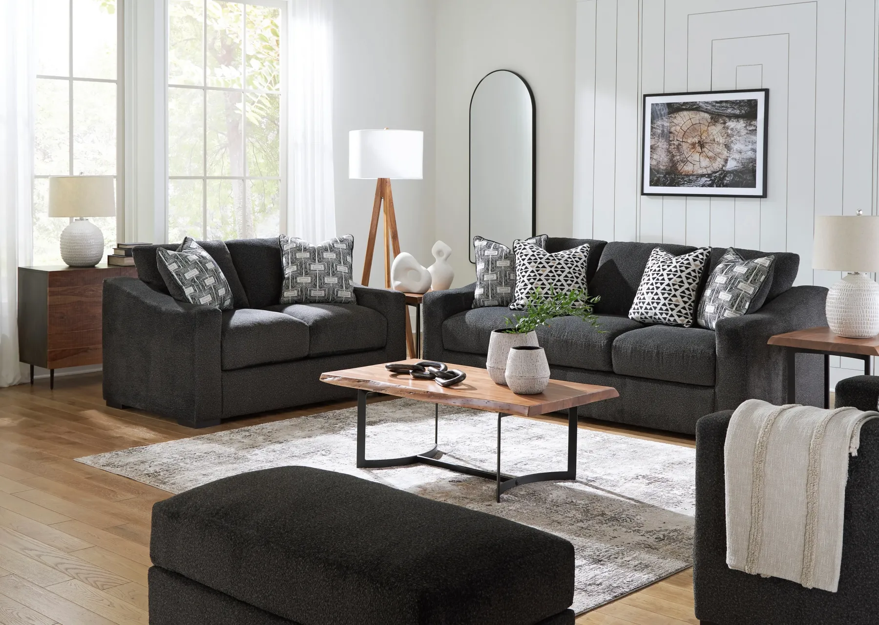 New American Furniture Galleries Wryenlynn Chair And A Half