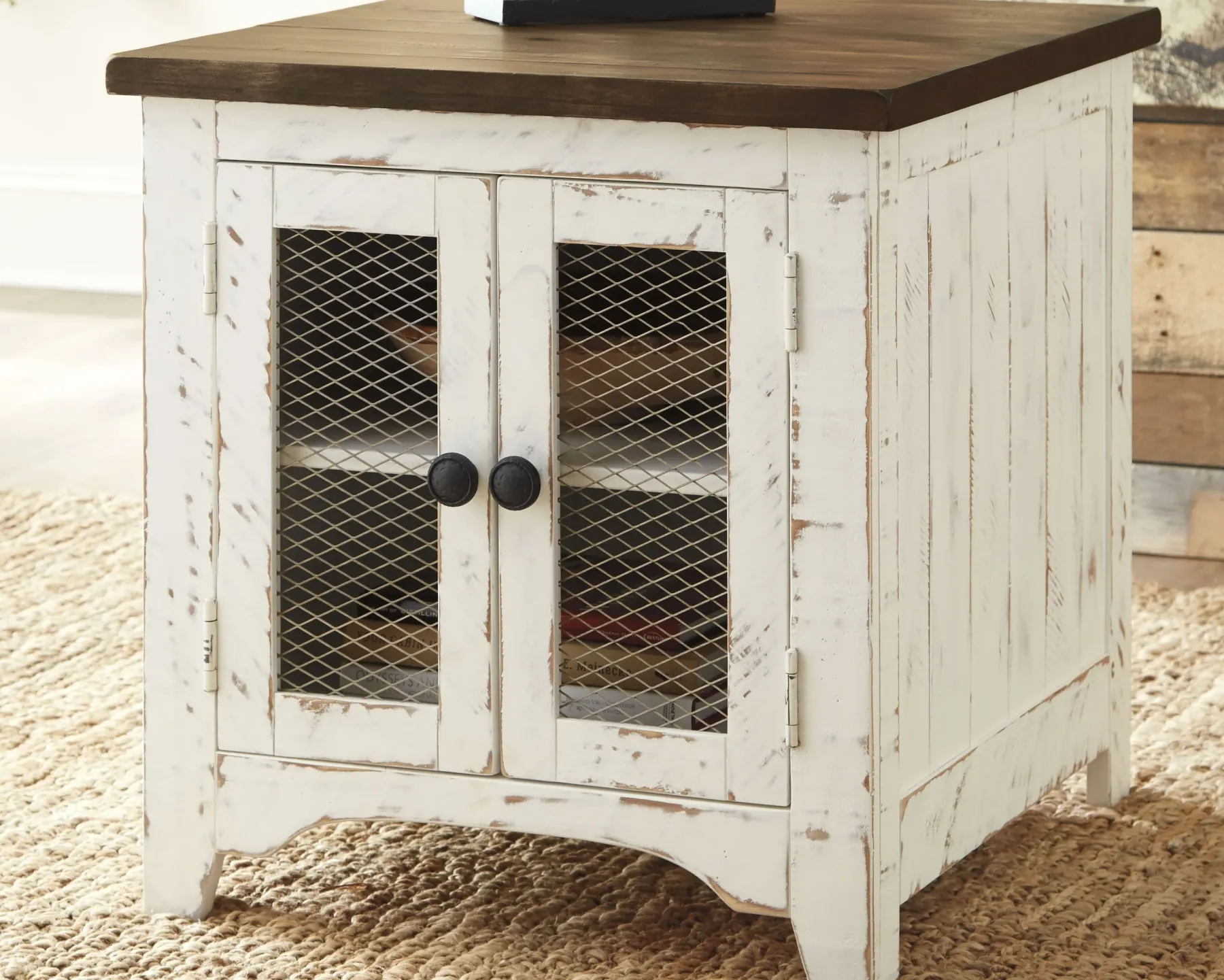 Discount American Furniture Galleries Wystfield Rectangular End Table